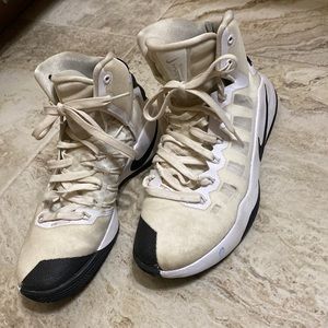 Womens size 8 Nike basketball shoes